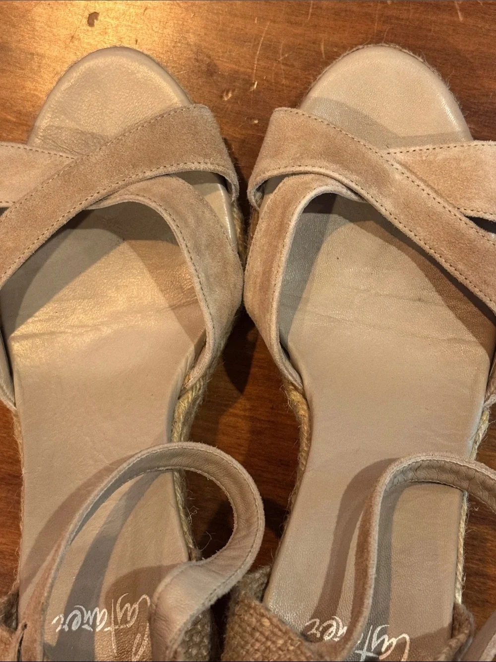 Castaner Bruna Espadrille Wedge Shoe 38 Taupe Sand Leather Open Casual Button - Picture 13 of 16
